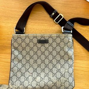 Authentic vintage Gucci crossbody